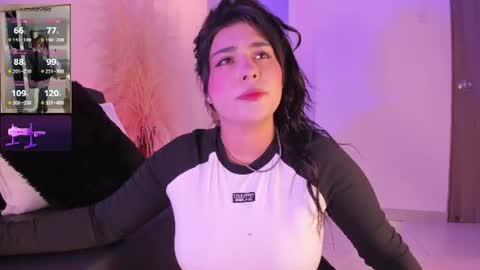 danna_adams1 online show from June 22, 6:59 pm