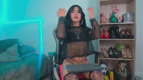 danna isabella online show from February 8, 7:06 pm