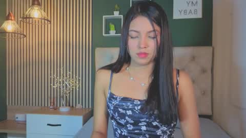 danna_peters online show from January 13, 8:05 pm