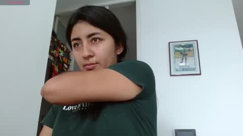 Danna online show from November 6, 3:48 pm