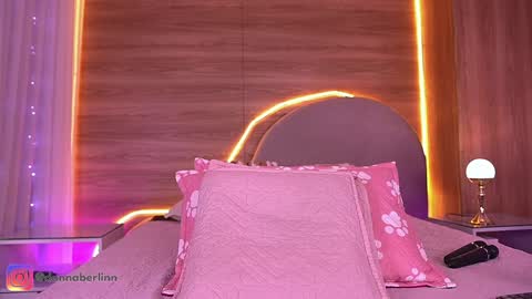 Danna Berlin  online show from March 7, 8:31 pm