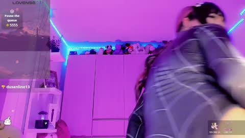 dannadolls online show from March 28, 6:31 pm