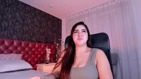 Danna online show from December 15, 3:52 pm