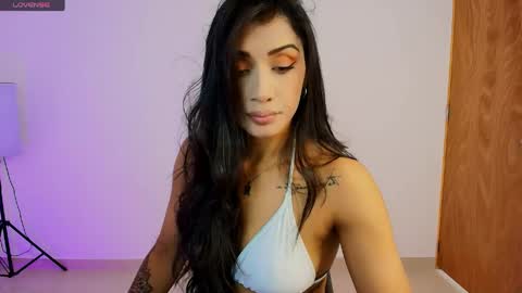 Danna Wells online show from May 23, 6:04 pm