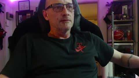 dannozdirekt online show from August 8, 7:13 pm