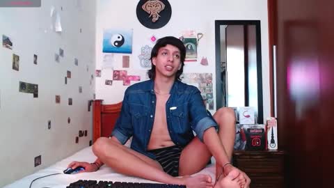 Snapshot of danny__phantom chatting on September 16, 2:31 pm phantom555 online show from September 16, 2:31 pm