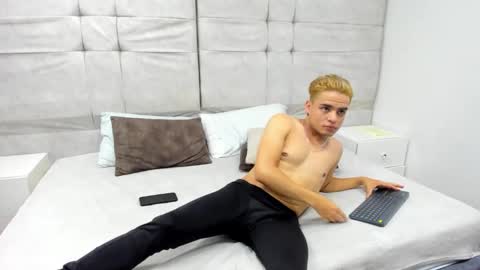 Daniel online show from December 6, 11:50 am