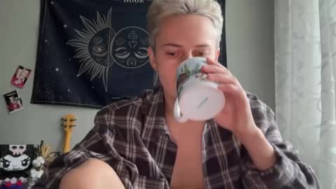 danny online show from November 3, 1:01 pm