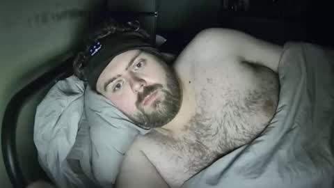 Snapshot of dannyb0y95 chatting on October 2, 4:44 am Danny online show from October 2, 4:44 am