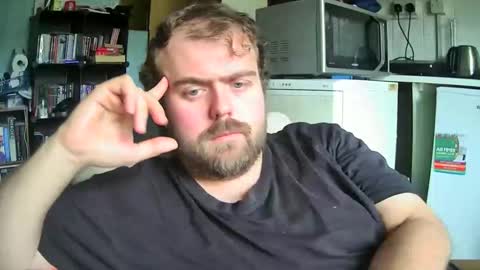 Snapshot of dannyb0y95 chatting on October 3, 3:53 pm Danny online show from October 3, 3:53 pm