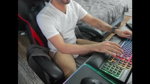 Danny online show from March 5, 4:21 am