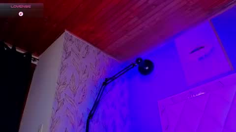 Danny online show from April 16, 9:39 pm