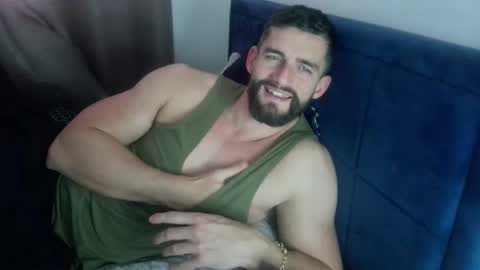 Naughtystr8D online show from December 5, 10:17 am