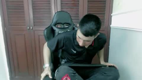 dannyt_hot online show from November 17, 1:24 pm