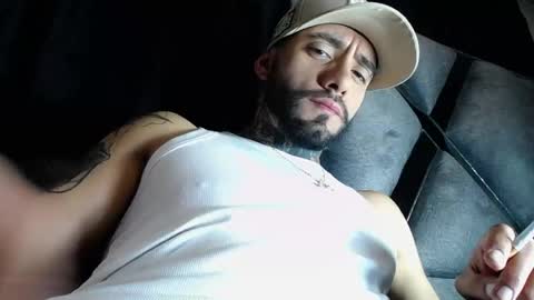 dante_d_angelo_ online show from May 2, 7:14 am