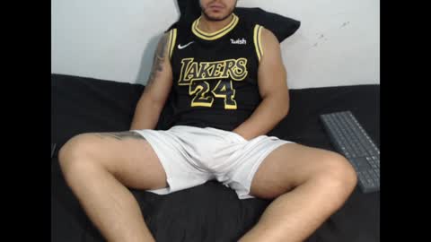 dantebrown1 online show from February 7, 3:13 am