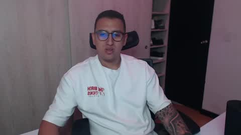 dantevesper online show from April 22, 3:57 am