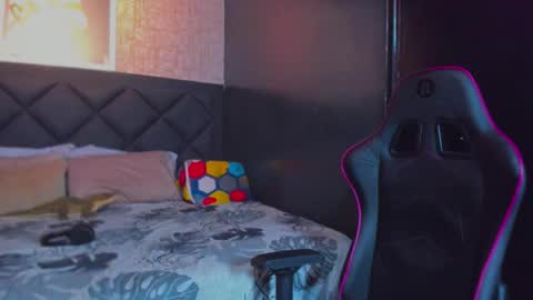 Dany online show from December 1, 4:54 am