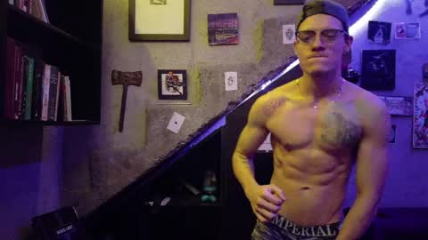 dany_kyng online show from April 1, 11:01 pm