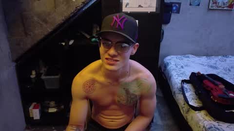 dany_kyng online show from March 19, 6:24 pm