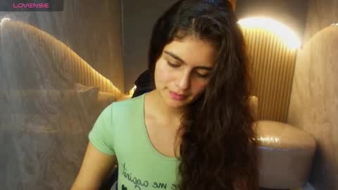Snapshot of dany_r_ chatting on October 10, 1:50 pm Dany online show from October 10, 1:50 pm