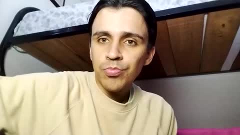 Daniel online show from November 4, 9:38 pm