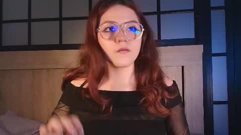 daphne_and_roger_ online show from July 16, 11:35 am