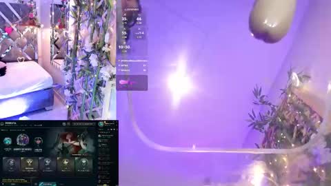 Daphne online show from March 6, 7:29 am