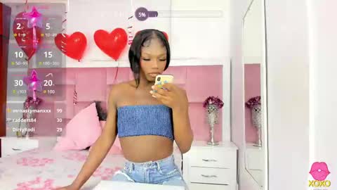 Daphne online show from February 11, 7:38 pm