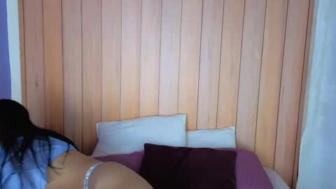 Daphne online show from December 14, 3:35 am