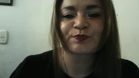 dapnne online show from April 6, 3:02 pm