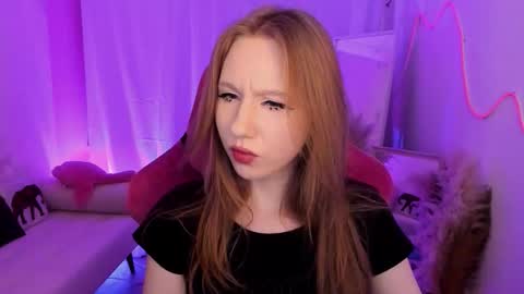 Daria Tate online show from March 25, 10:55 am