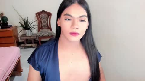 Daisy online show from December 2, 6:22 am