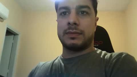 Snapshot of dario12rodriguez chatting on October 18, 3:54 am dario12rodriguez online show from October 18, 3:54 am