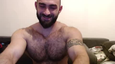 dariomuscle1993 online show from December 2, 8:18 pm
