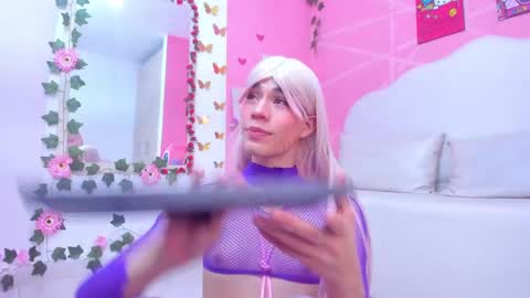 DaripQueen online show from February 18, 5:20 pm