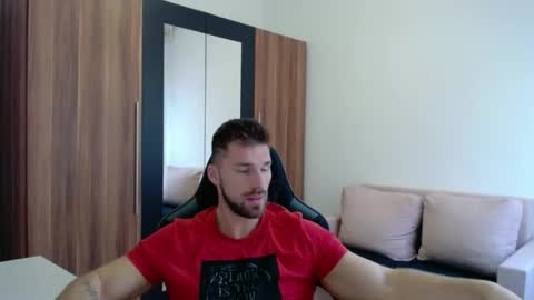 darius_94 online show from February 27, 12:31 pm