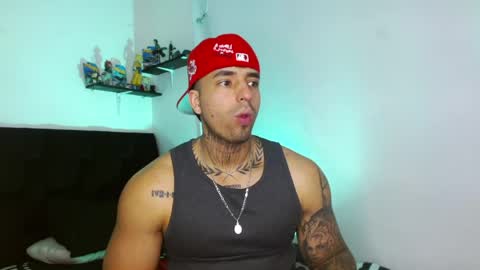 Darius Phoenix  online show from March 25, 8:37 pm