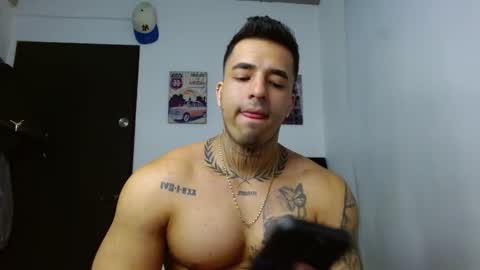 Darius Phoenix  online show from October 17, 8:13 pm