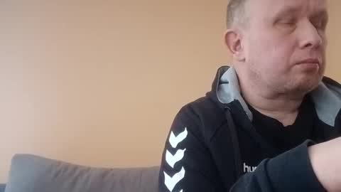 dxd69 online show from February 14, 7:00 am