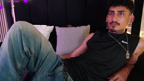 Sr. Eros online show from March 3, 7:32 pm