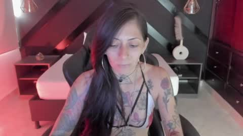 M I K A E L A online show from April 14, 7:17 pm