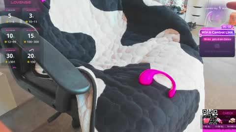dark greens online show from May 16, 3:43 pm