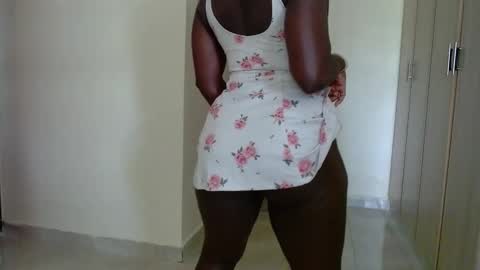 dark_qween online show from November 15, 9:22 am