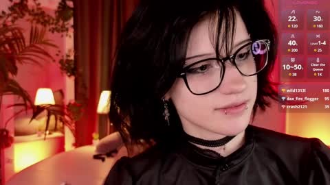 Snapshot of dark_vamp_ chatting on February 7, 12:42 am Vamp  online show from February 7, 12:42 am