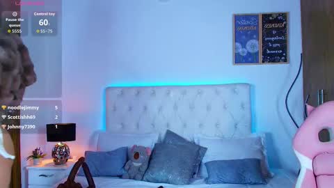 Angel Darcy  online show from September 26, 10:51 pm