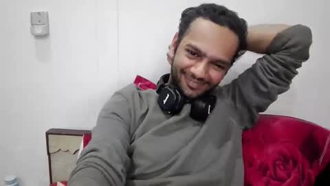 just a guy online show from November 14, 10:00 pm