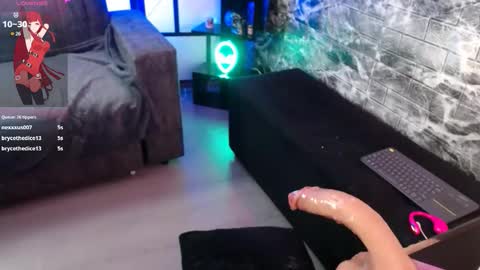 New account.  Help me reach 100 thumbs up  online show from November 26, 7:21 pm