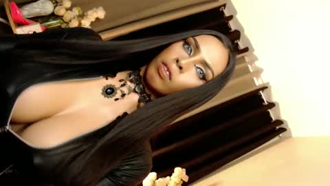 HAPPY BIRTHDAY MISTRESS MADRIANA online show from February 28, 9:47 am