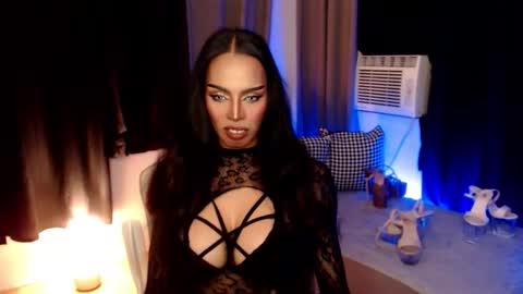 HAPPY BIRTHDAY MISTRESS MADRIANA online show from December 15, 11:50 am